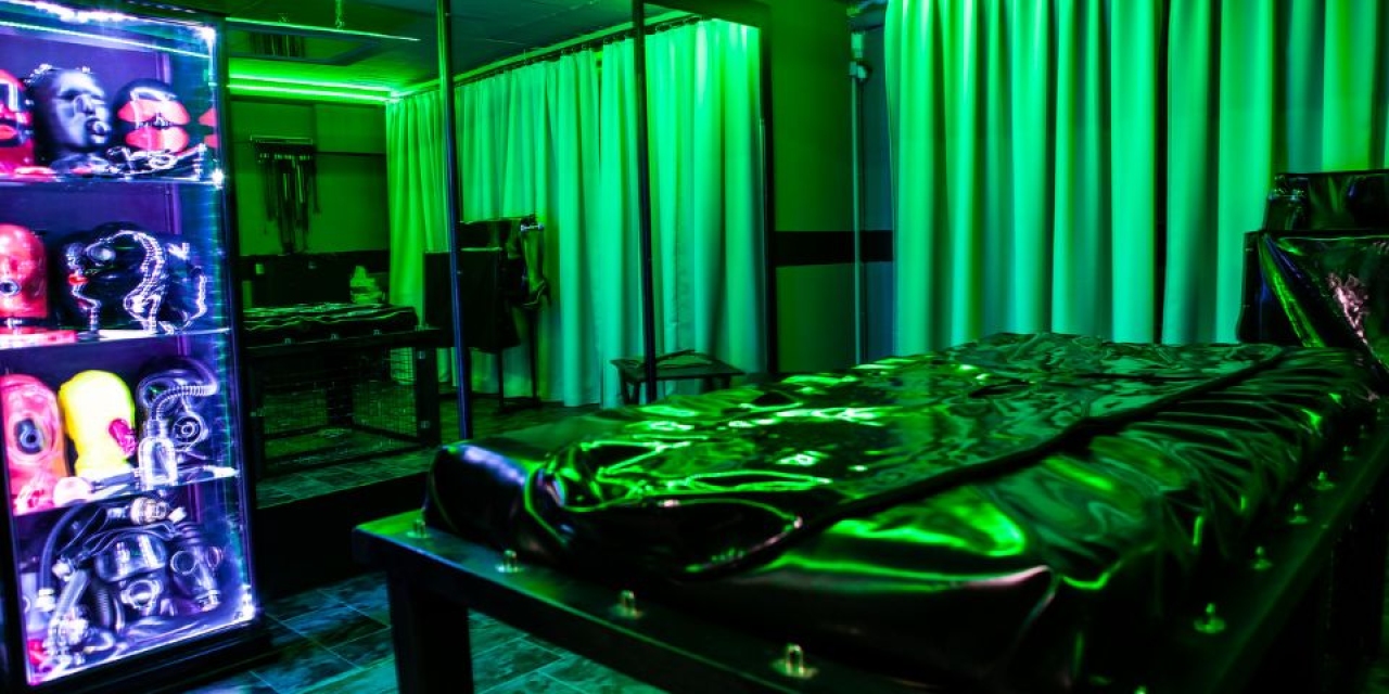 The Rubber Studio - Dominastudio TBZ in Esslingen